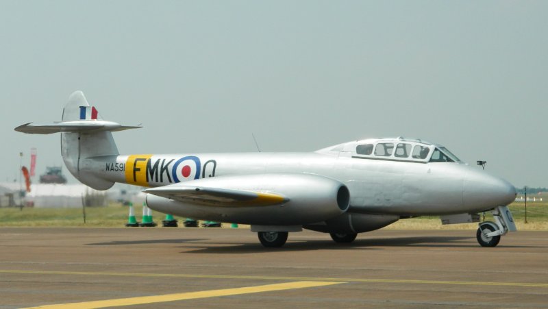 Британский реактивный самолёт Gloster Meteor
