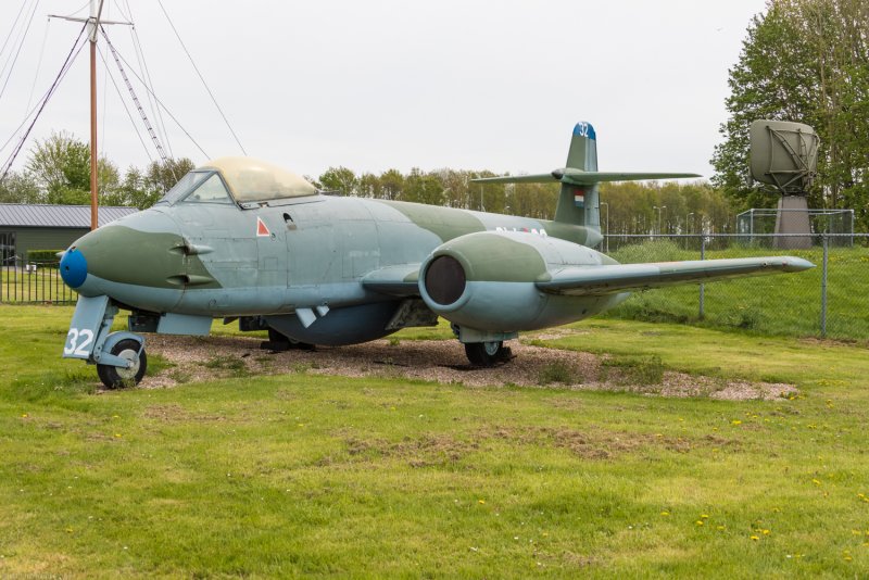 Gloster Meteor фото