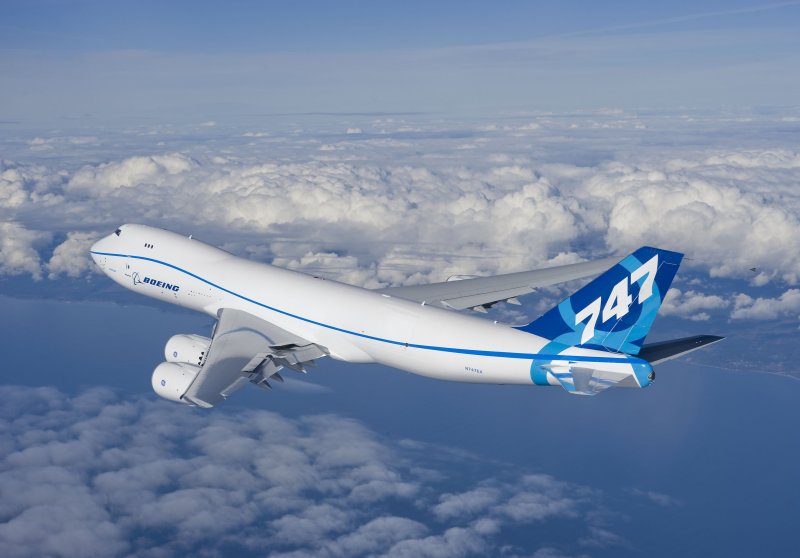Пассажирский самолет Боинг 747