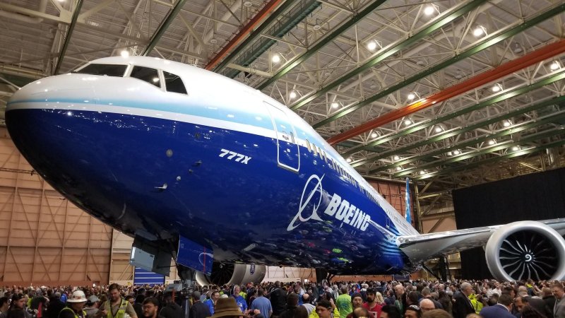Самый большой Боинг пассажирский 777