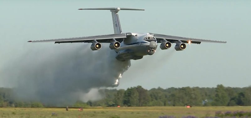 Самолет танкер ил 76