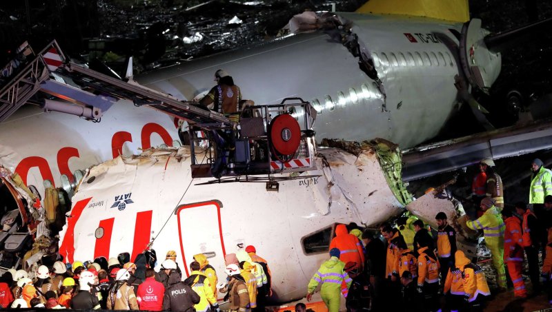 Крушение Boeing 737 в Стамбуле