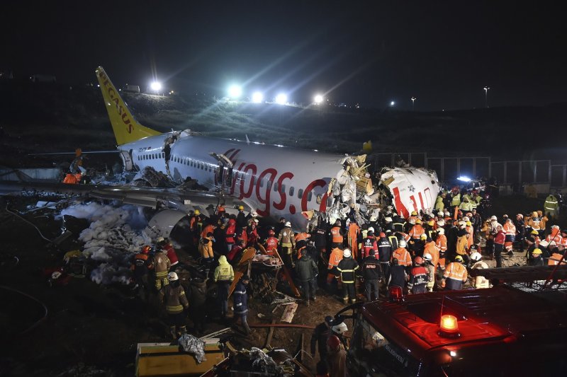 Крушение Boeing 737 в Стамбуле