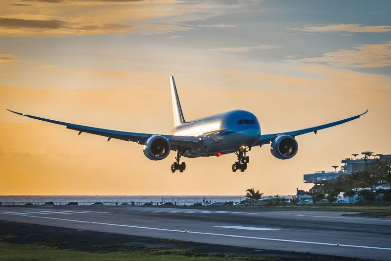 Самолёт landing