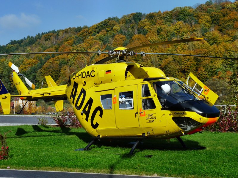 Вертолёт Bell 400