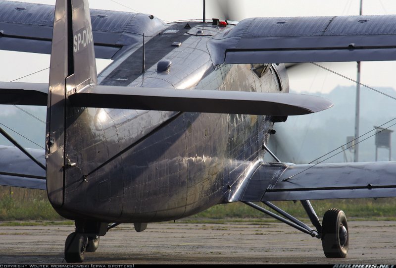 АН-2 крыло