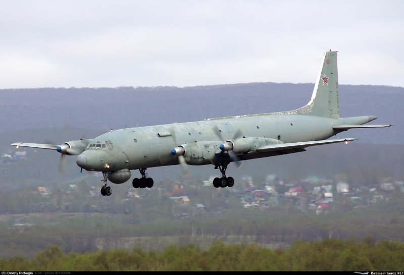 Ил 38 RF-75342