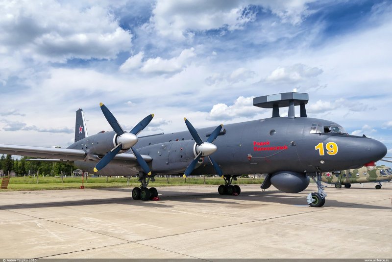 Противолодочный самолет ил-38 вооружение