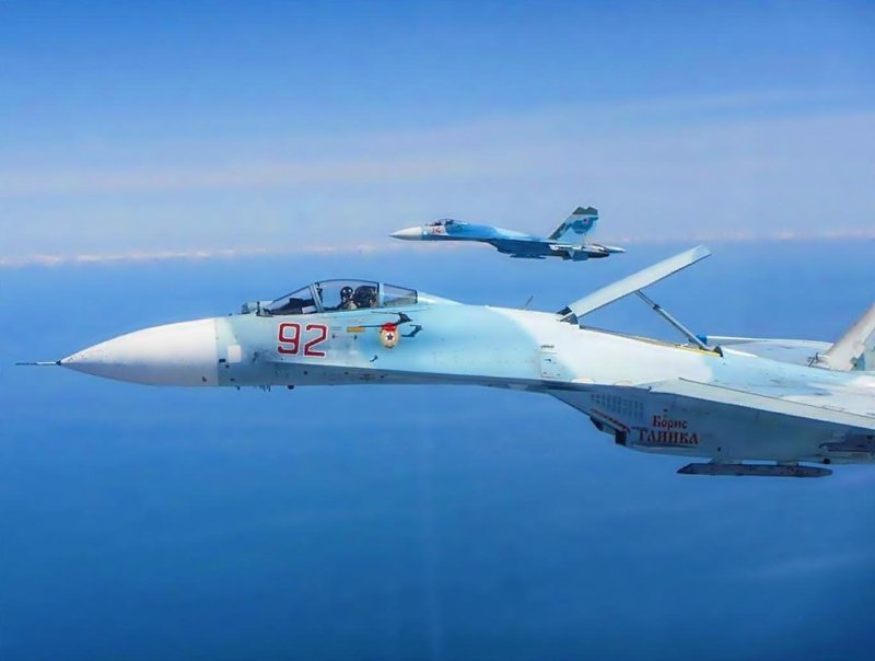 Су-27м реактивный самолёт
