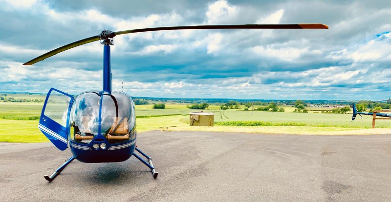 Вертолёт Robinson r44 хвост