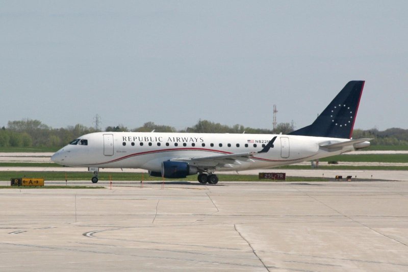Embraer e170