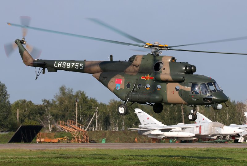 Ми-17 вертолет