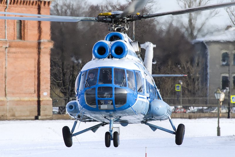 Экипаж вертолета ми-8