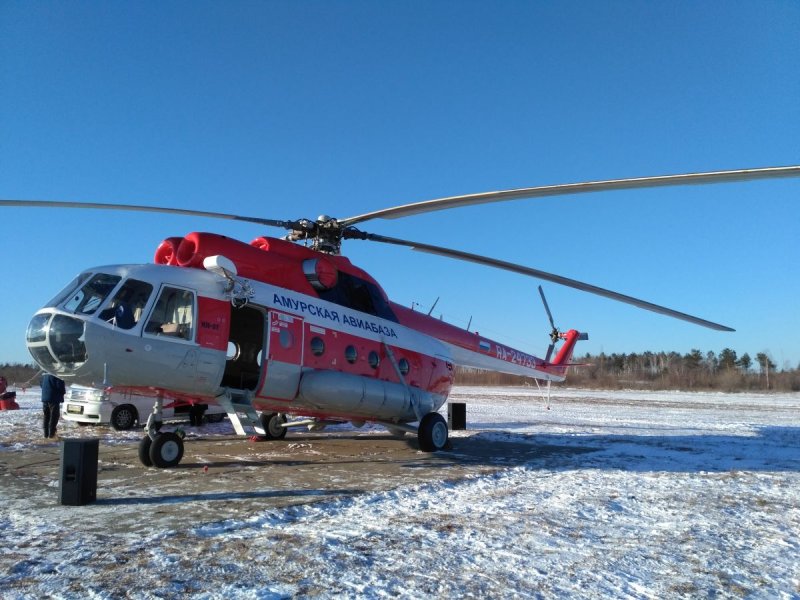 Вертолет ми-8 в Благовещенске