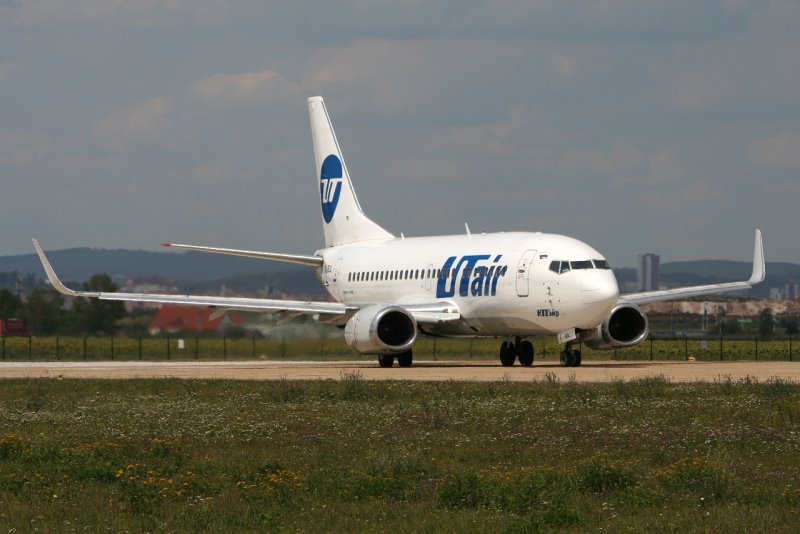 Boeing 737 ЮТЭЙР