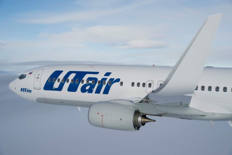 Самолет ЮТЭЙР Боинг 737