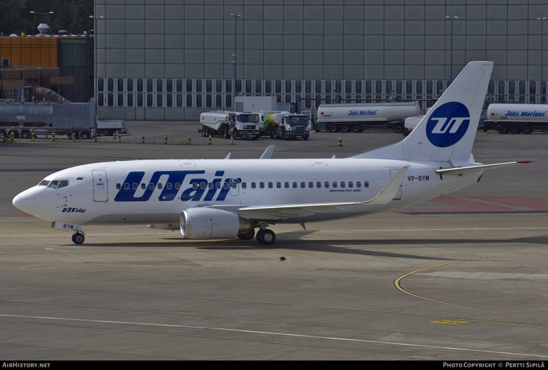 Boeing 737 524 UTAIR салон