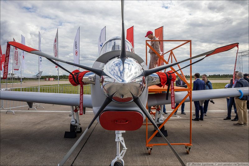 УТС-800 самолет узга