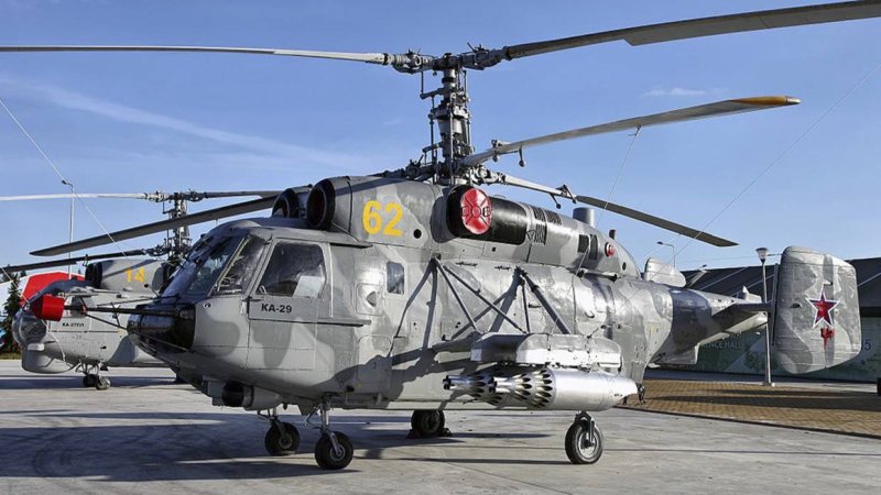 Корабельный транспортно-боевой вертолёт ка-29