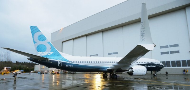 737‑800 Узкий фюзеляж