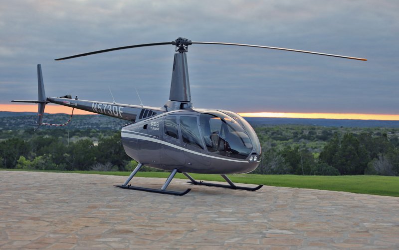 Robinson r66 Cabin