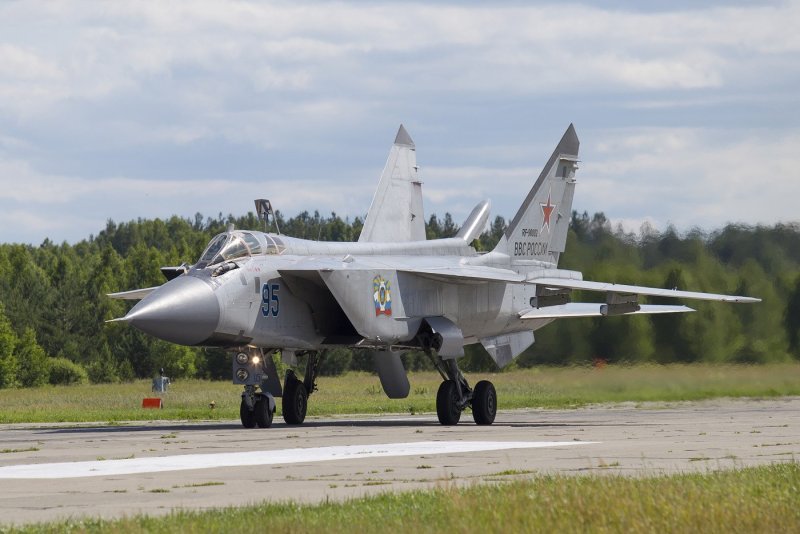Самолет миг-31бм
