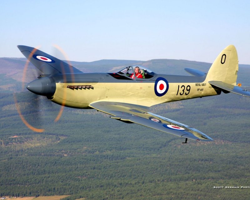Seafire самолёт