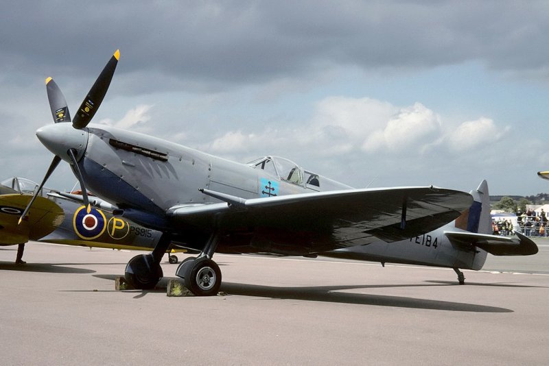 Spitfire LF.16