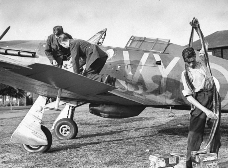 Харрикейн самолет 1940 год