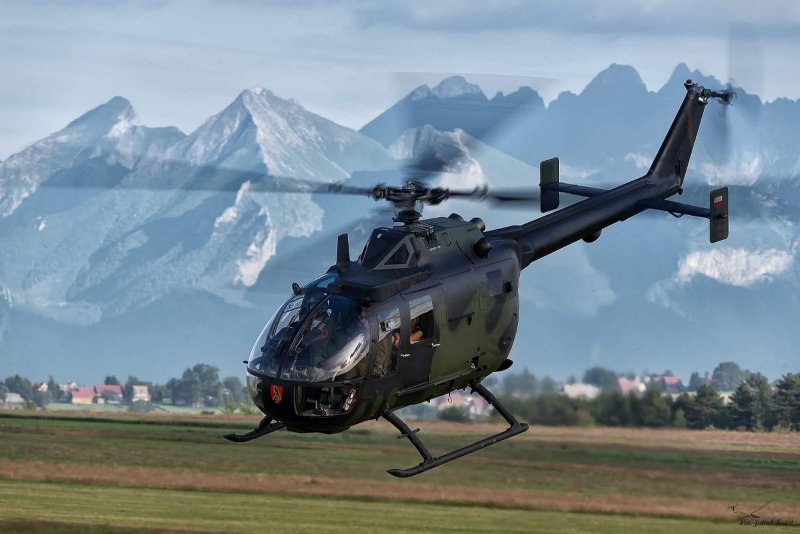 Bo 105 вертолет