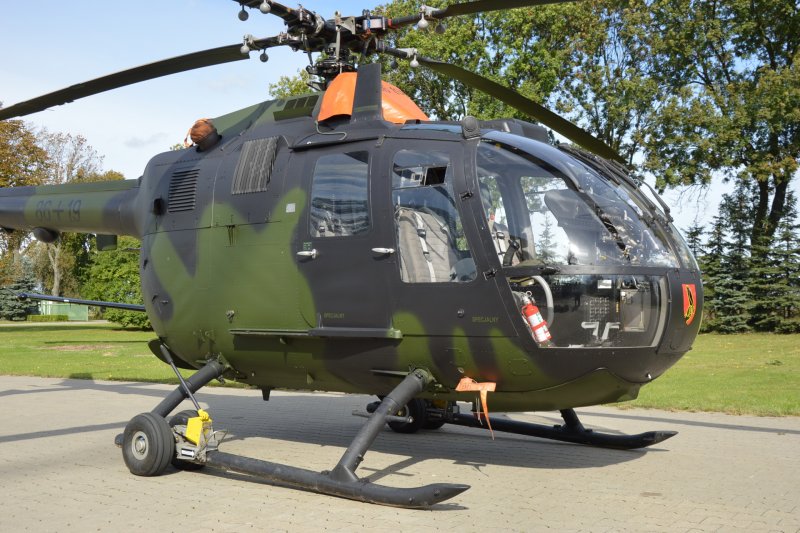 Bo 105 вертолет