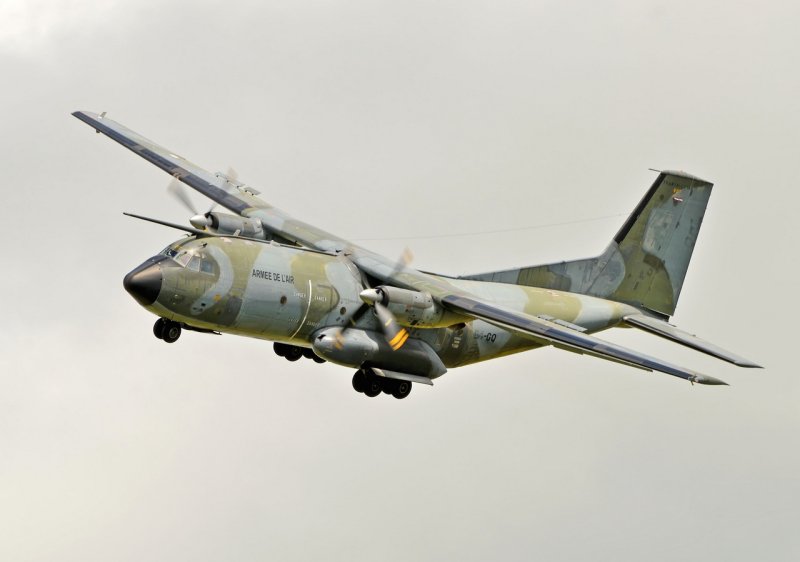 Военный грузовой самолет c 160d
