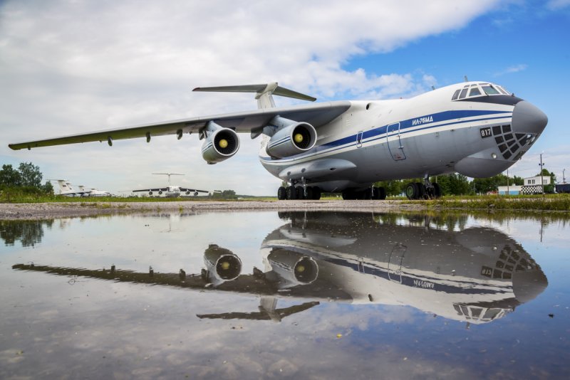 Ил-76 военно-транспортный самолёт
