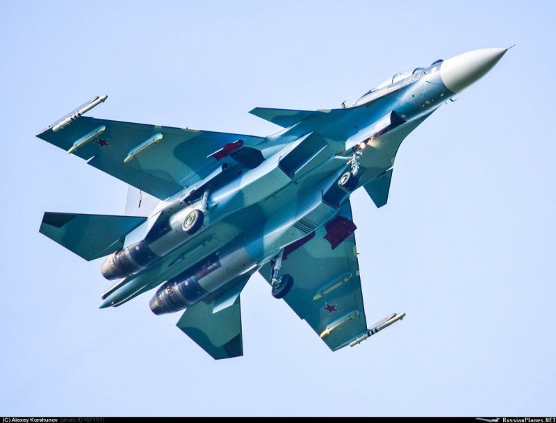 Истребитель Су-30см