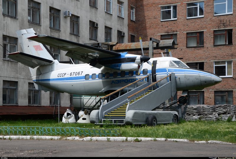Самолет л410 в Омске