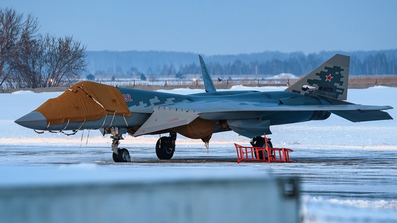 Су-57 реактивный самолёт