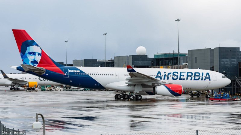 Airbus a330 Air Serbia