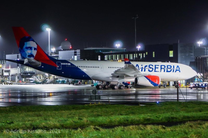 Air Serbia a330 1/200
