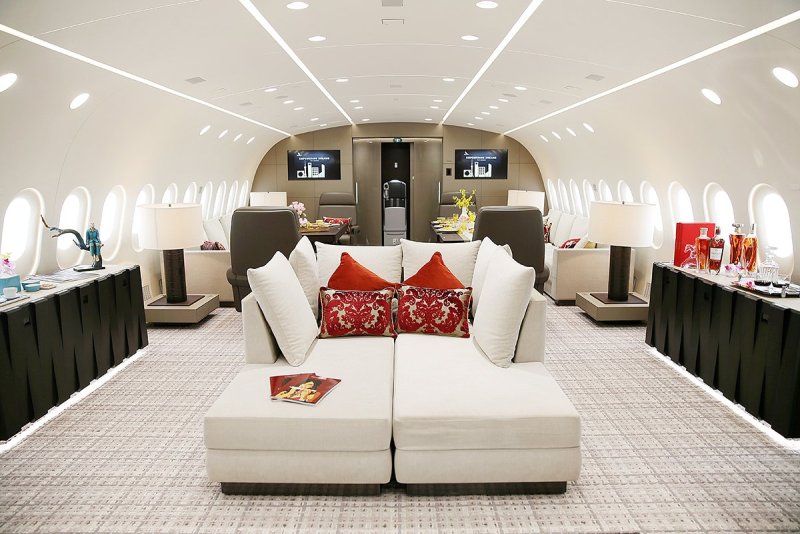 Бизнес-Джет Boeing 787-8 Dreamliner