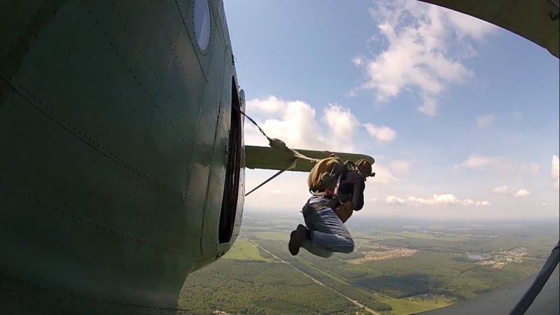 Прыжок с АН 2 ВДВ
