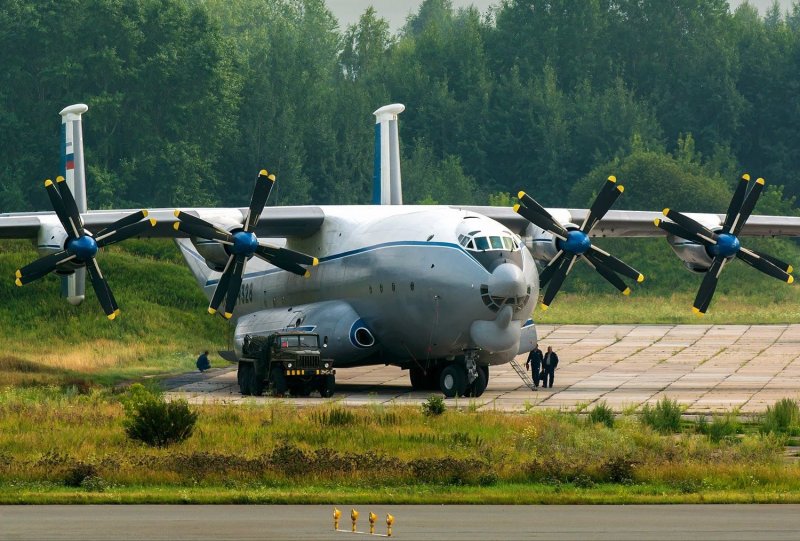 АН-22 Антей