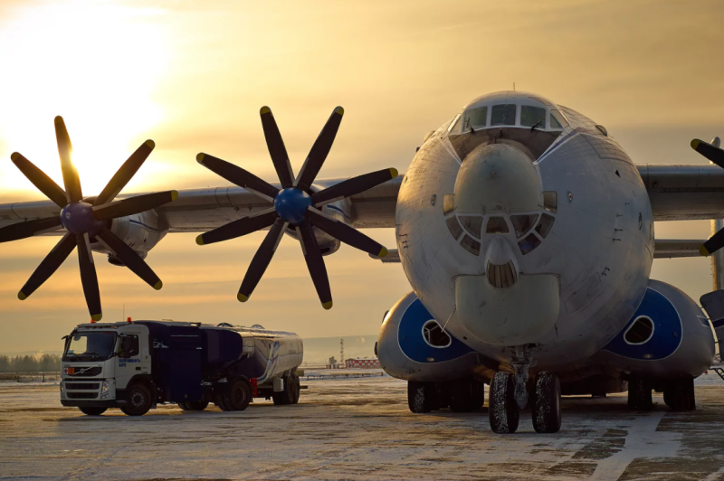 АН-22 09344