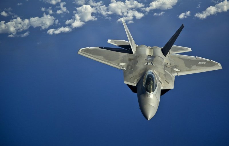 Самолет f-22a "Raptor"