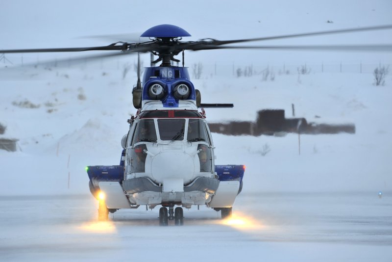 Вертолет Airbus h225 года выпуска