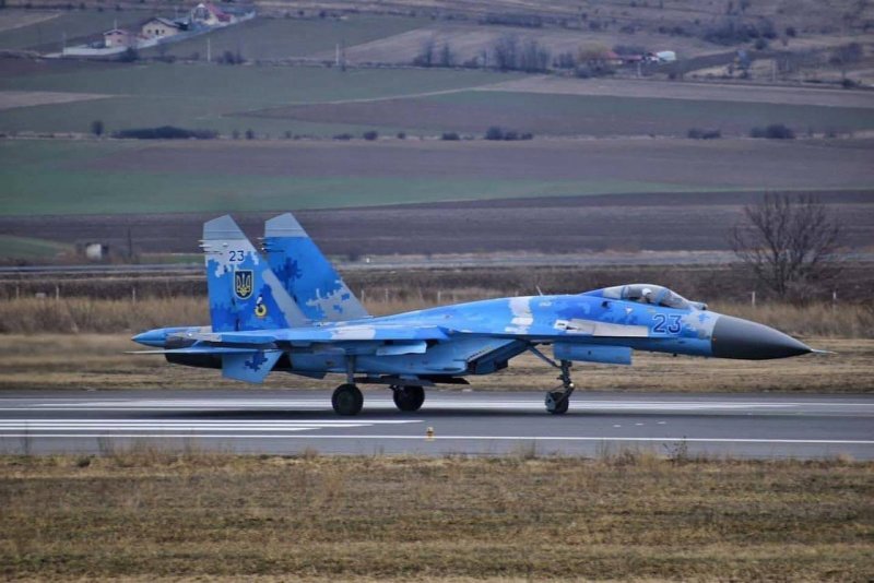 Украинский Су 27
