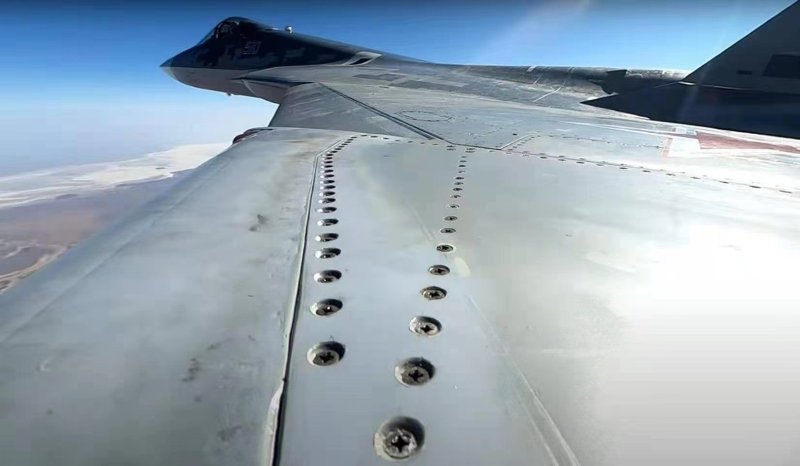 Су-57 шурупы