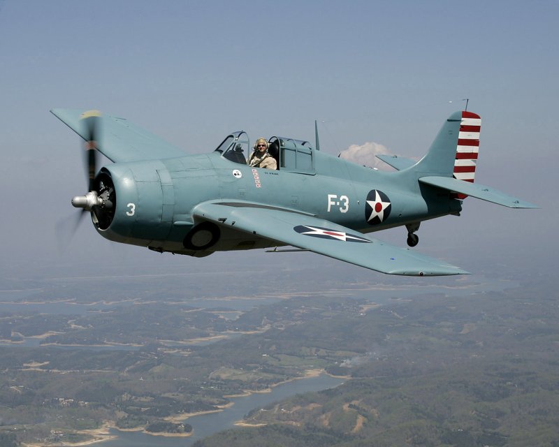 Самолет f4f Wildcat
