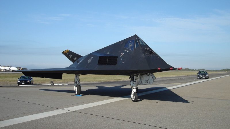 F-117 cutwaiv