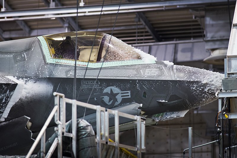 F35 Test Wing