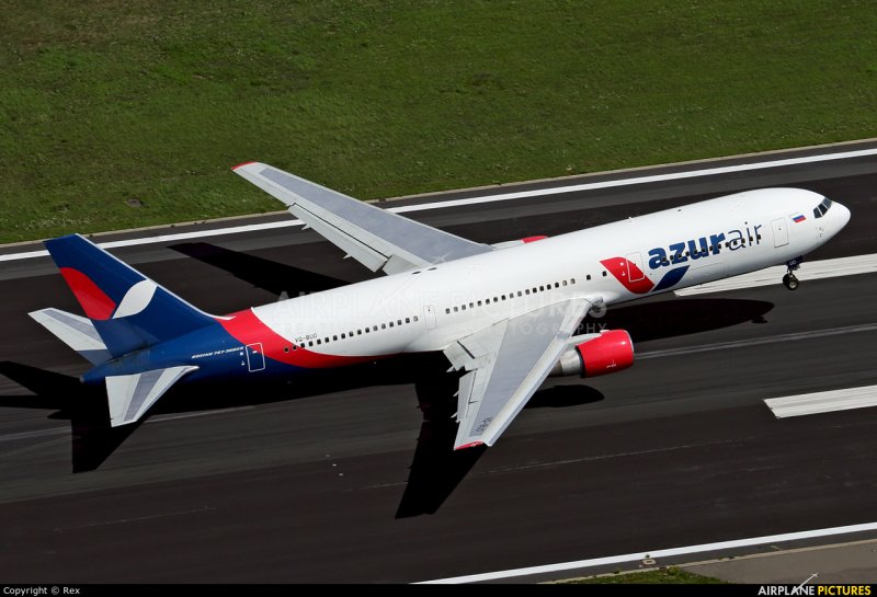 Azur Air Боинг 767 300 VQ-Bou